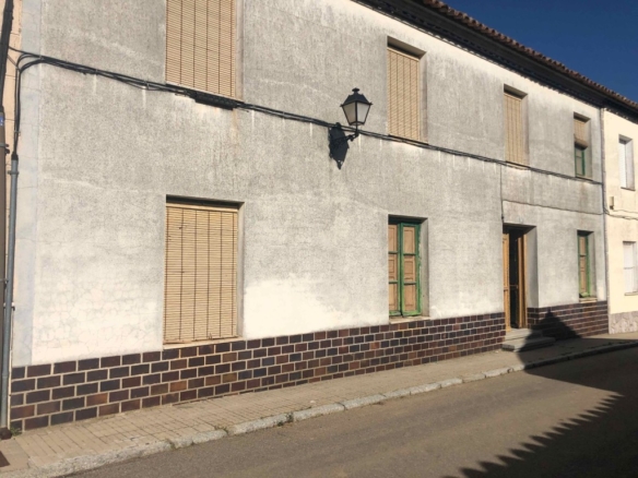 Imagen 2 de Casa-Chalet en Venta en Moral De La Reina Valladolid