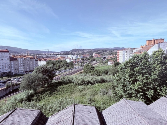 Imagen 4 de Exclusiva vivienda reformada en una de las mejores zonas de Pontevedra