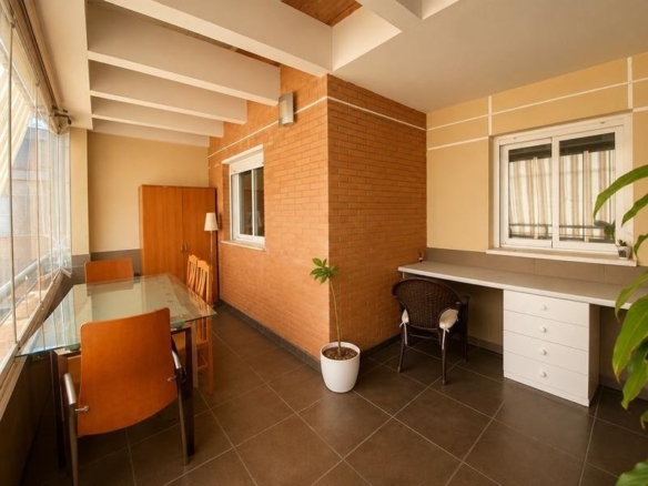 Imagen 1 de MAGNÍFICA VIVIENDA EN TEATINOS
