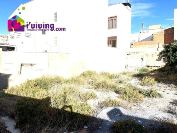 Imagen 2 de Solar residencial en Venta en Albox Almería
