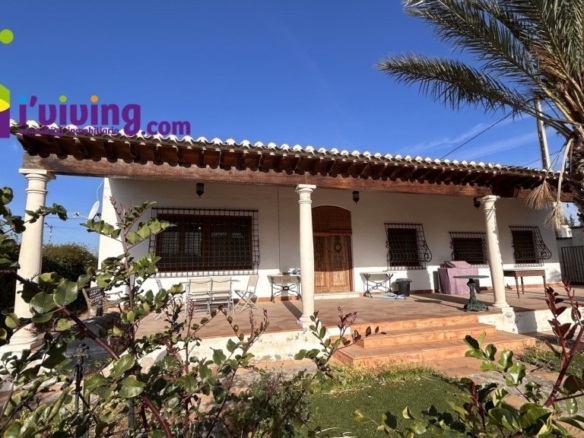 Imagen 1 de Casa-Chalet en Venta en Albox Almería