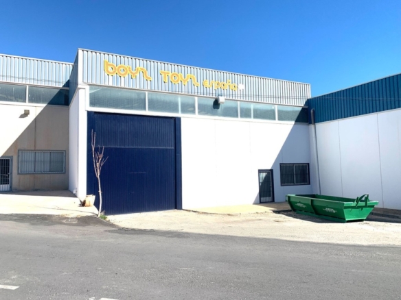 Imagen 1 de Nave industrial en Venta en Arboleas Almería
