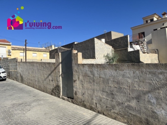 Imagen 1 de Solar residencial en Venta en Albox Almería