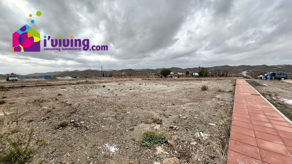 Imagen 3 de Solar residencial en Venta en Taberno Almería