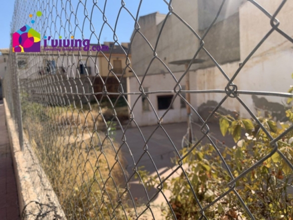 Imagen 2 de Solar residencial en Venta en Albox Almería