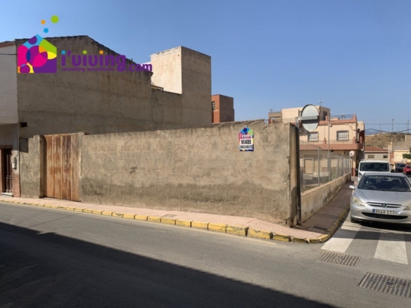 Imagen 3 de Solar residencial en Venta en Albox Almería