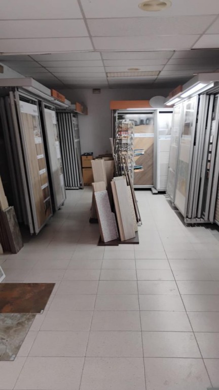 Imagen 3 de Local comercial en Venta en Tarragona Tarragona