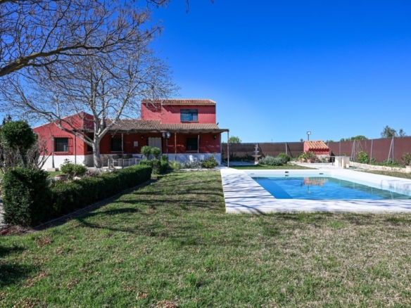 Imagen 2 de Exclusiva casa de campo URBANA en la Vega de Antequera