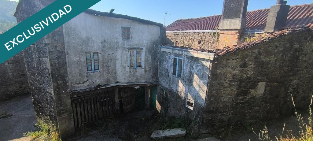Imagen 2 de Casa de piedra con potencial a precio increíble