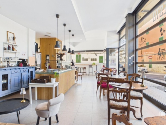 Imagen 1 de Venta de negocio (Traspaso) - Calle Miquel Porcel - Palma