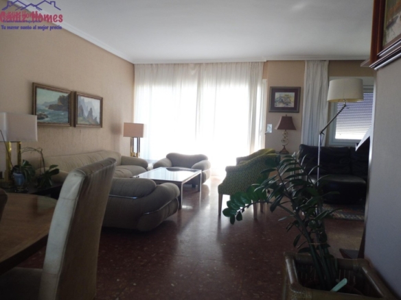 Imagen 3 de AMPLIA VIVIENDA SEÑORIAL ZONA BAHIA BLANCA