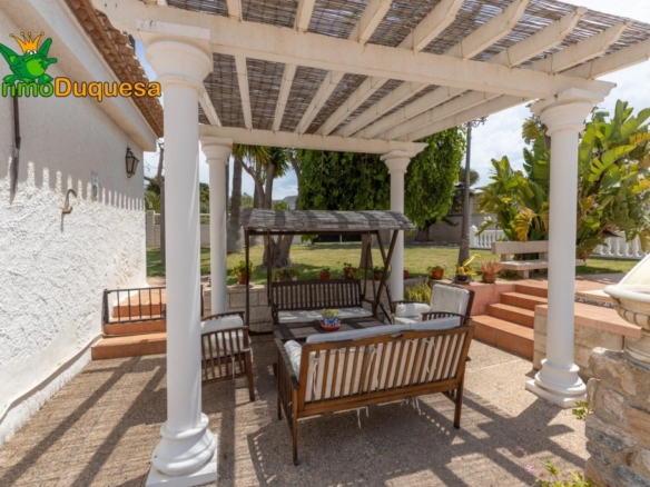 Imagen 2 de PRECIOSO Chalet en una planta en MOTRIL