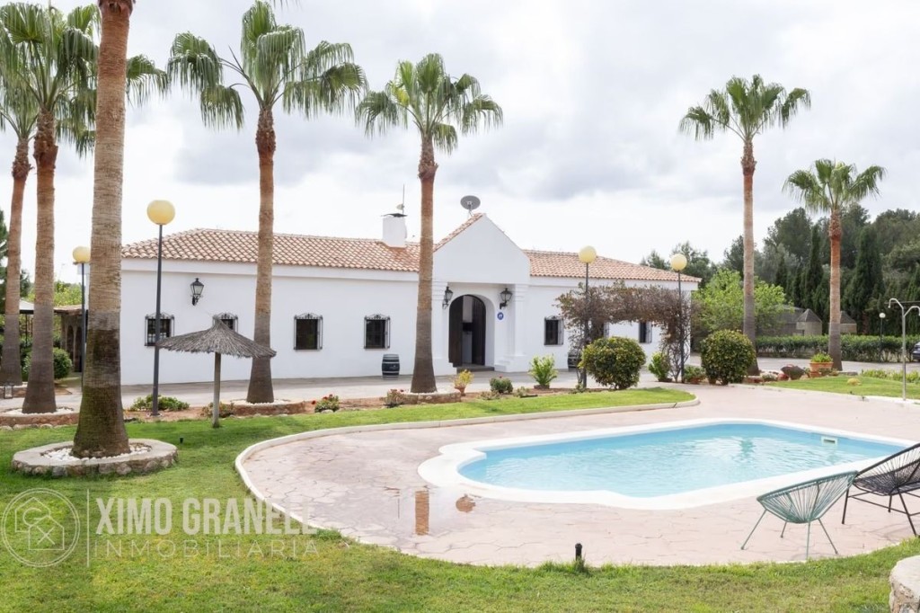 Imagen 1 de Casa de campo-Masía en Venta en Vall D Uxo