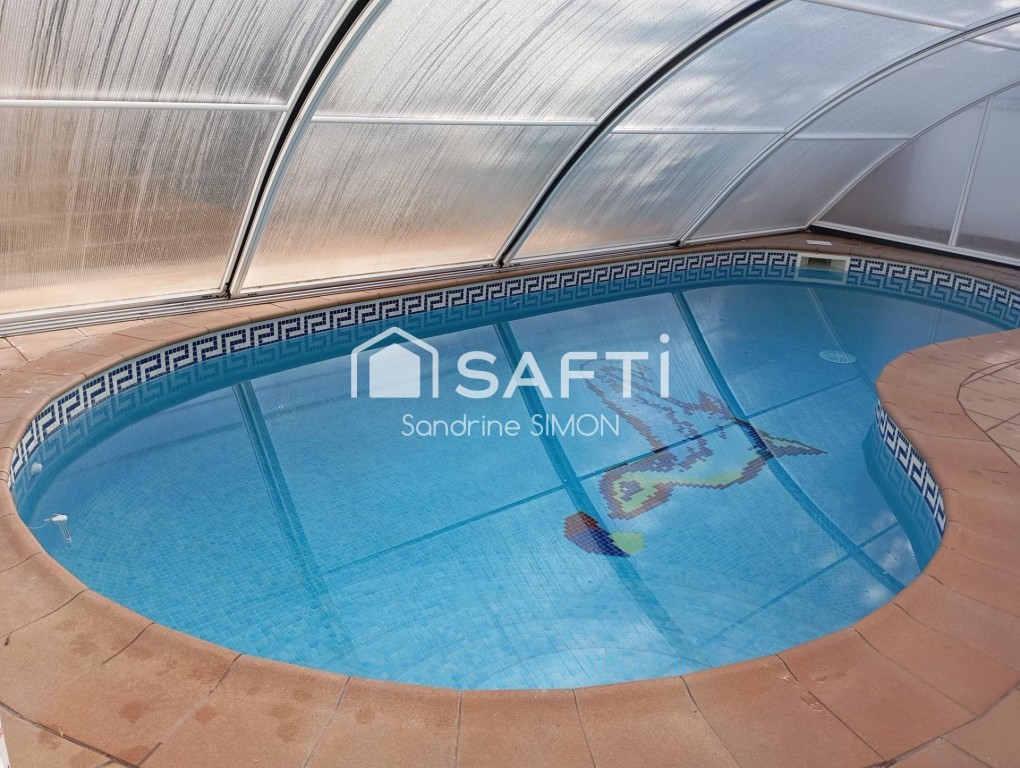 Imagen 1 de Preciosa casa con 2 viviendas y piscina climatizada