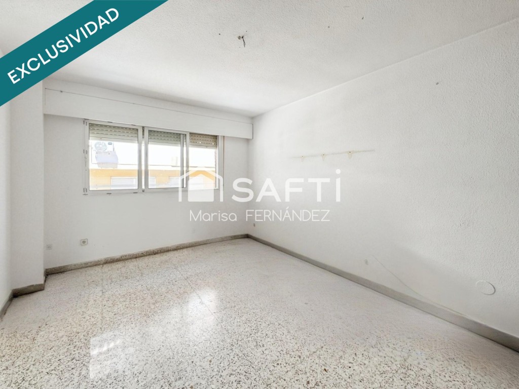 Imagen 4 de Amplia vivienda de tres dormitorios en una de las zonas más cómodas y consolidadas de Alicante