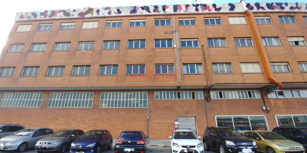 Imagen 1 de Edificio comercial y de oficinas en venta