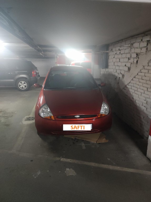 Imagen 1 de Plaza de garaje para coche pequeño o moto