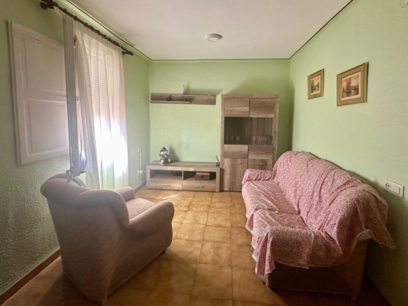 Imagen 2 de Céntrico piso para entrar a vivir en L'Aldea