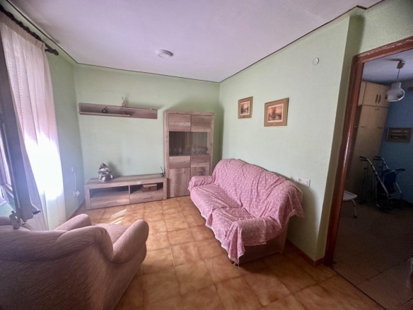 Imagen 3 de Céntrico piso para entrar a vivir en L'Aldea