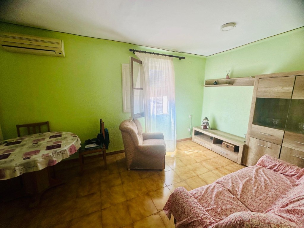 Imagen 4 de Céntrico piso para entrar a vivir en L'Aldea