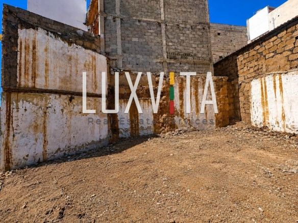 Imagen 4 de Parcela urbana de uso mixto en Granadilla de Abona – 147 m2 y edificabilidad hasta 3 plantas