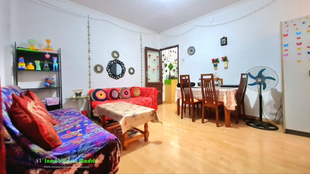 Imagen 4 de PISO DE 4 DORMITORIOS EN MADRID CENTRO