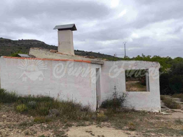 Imagen 2 de Casa de campo-Masía en Venta en Caudete Albacete