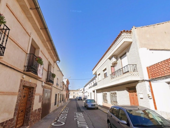 Imagen 1 de Casa-Chalet en Venta en Moral De Calatrava Ciudad Real