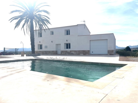 Imagen 1 de Casa-Chalet en Alquiler en Albox Almería