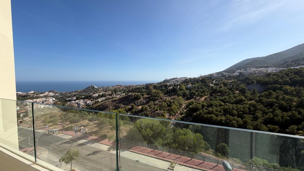 en BENALMÁDENA. A estrenar y con ENTREGA INMEDIATA!
