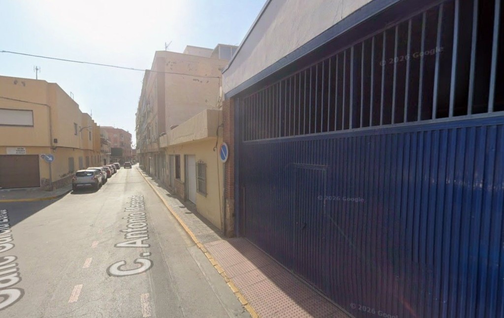 Imagen 2 de Piso en Venta en Viator Almería