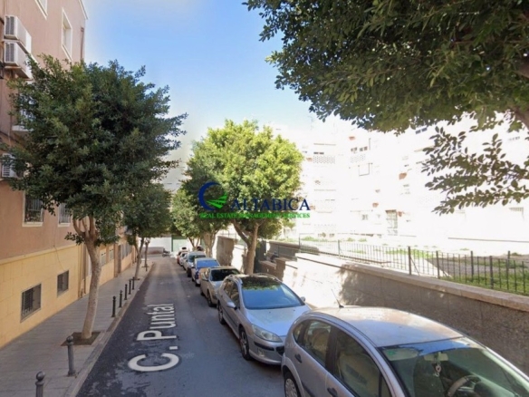 Imagen 3 de Piso en Venta en Almería Almería