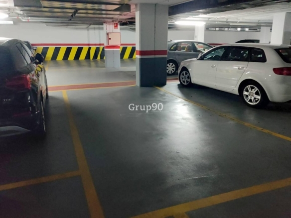 Imagen 2 de Plaza de aparcamiento para coche en Cappont