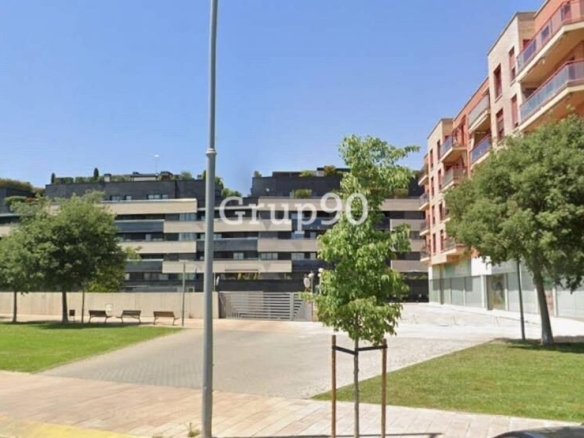 Imagen 3 de Plaza de aparcamiento para coche en Cappont
