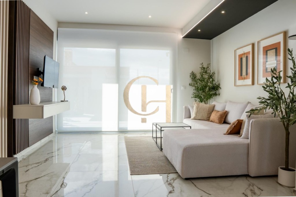 Imagen 2 de Villa de diseño moderno en Cuidad Quesada