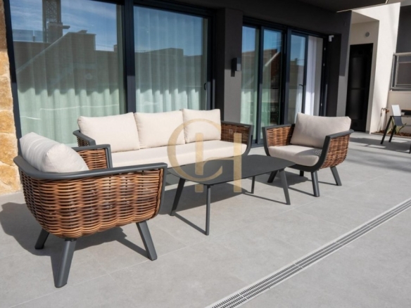 Imagen 2 de Exclusiva Villa de Diseño Mediterráneo en Ciudad Quesada
