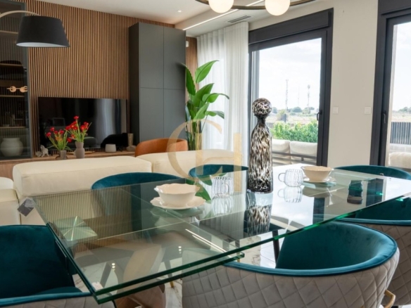 Imagen 4 de Chalet en venta de 3 dormitorios en Guardamar del Segura