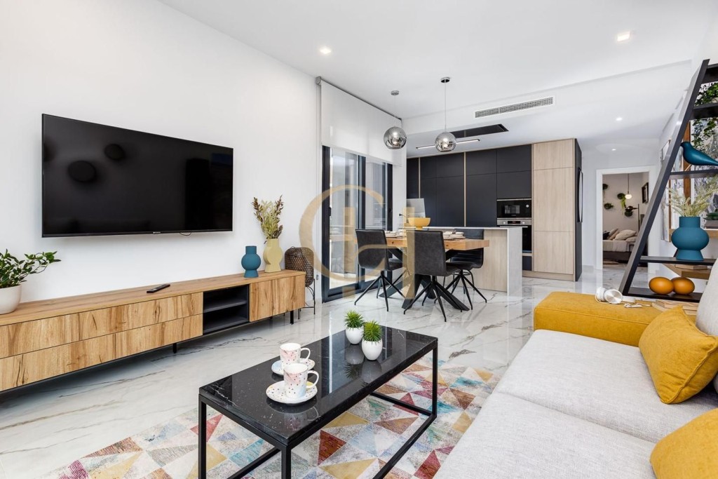 Imagen 3 de Precioso Bungalow con su modernidad y sostenibilidad en Torrevieja.