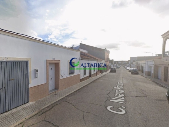Imagen 3 de Casa-Chalet en Venta en Arroyo De San Servan Badajoz