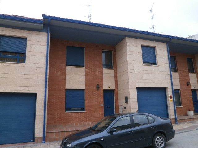 Imagen 2 de Casa-Chalet en Venta en Iscar Valladolid