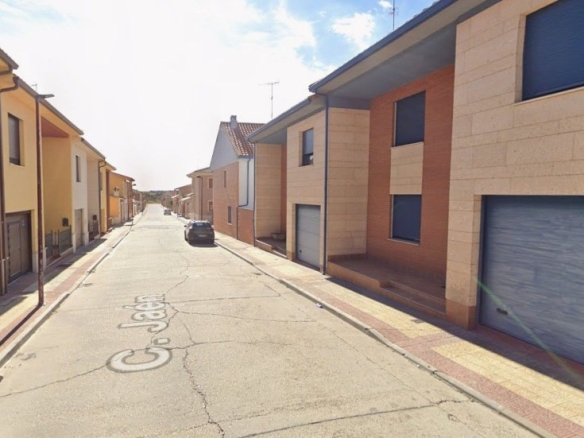 Imagen 1 de Casa-Chalet en Venta en Iscar Valladolid