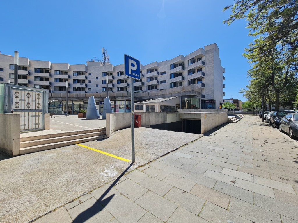 Imagen 4 de Parking coche en Alquiler en Castelldefels Barcelona CAN BOU