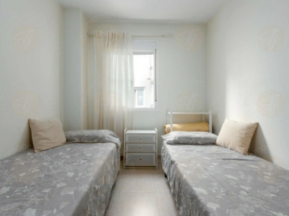 Imagen 3 de Piso en Venta en San Luis De Sabinillas Málaga