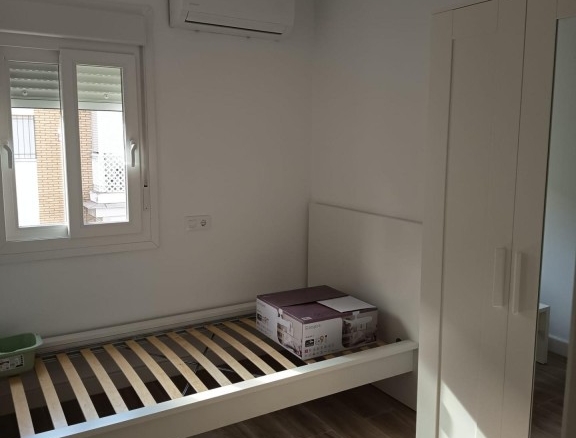 Imagen 4 de PISO EN ALQUILER PARA ESTUDIANTES EN LA MACARENA