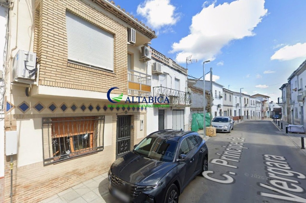 Imagen 1 de Casa-Chalet en Venta en Mengibar Jaén