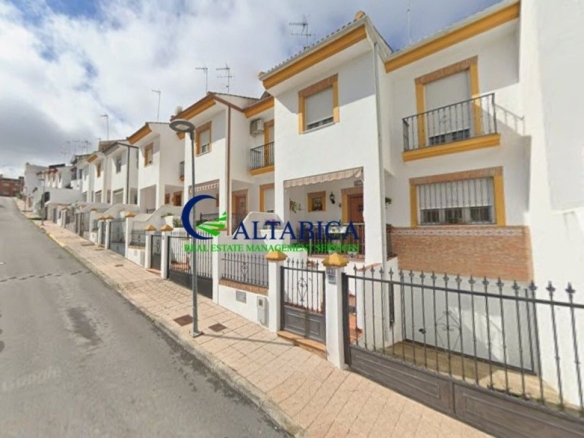 Imagen 3 de Casa-Chalet en Venta en Mengibar Jaén