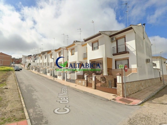 Imagen 1 de Casa-Chalet en Venta en Mengibar Jaén