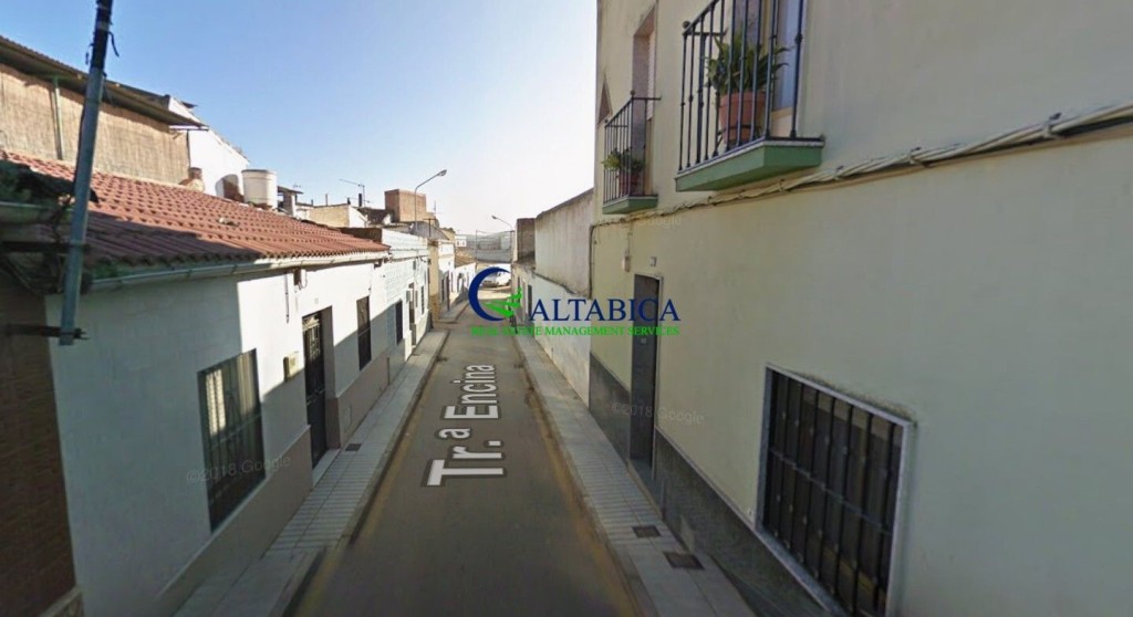 Imagen 2 de Casa-Chalet en Venta en Linares Jaén