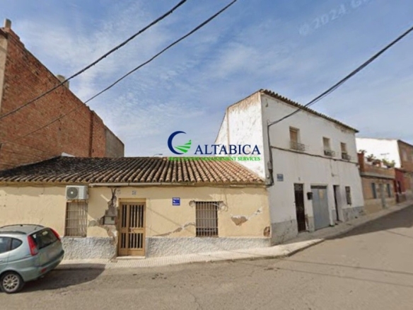 Imagen 2 de Casa-Chalet en Venta en Linares Jaén