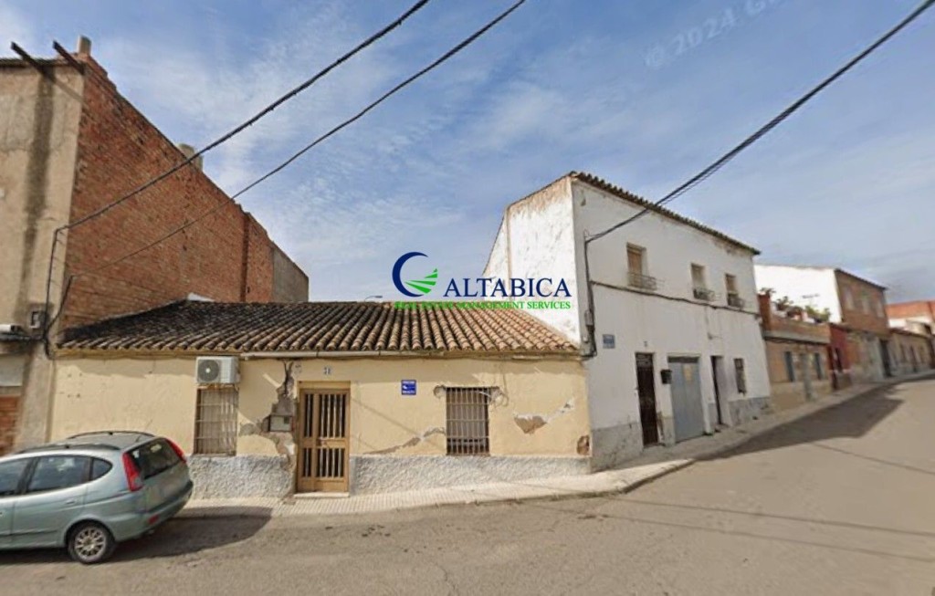 Imagen 2 de Casa-Chalet en Venta en Linares Jaén